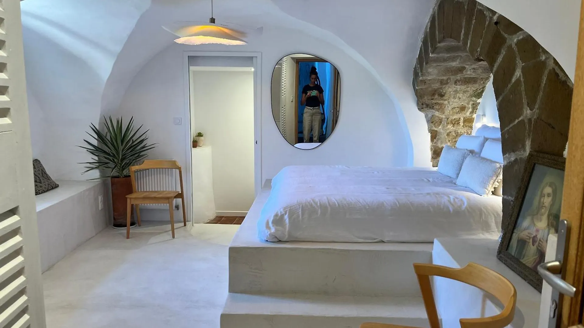 Comprégnac Les Roches B&B